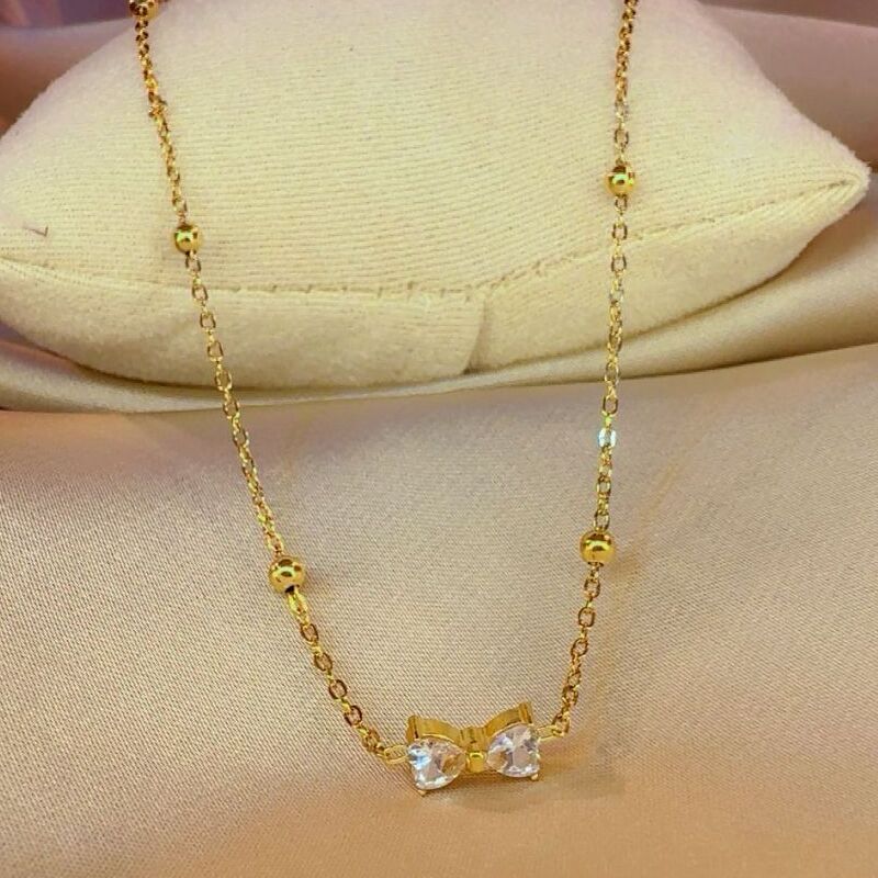 Bow pendent
