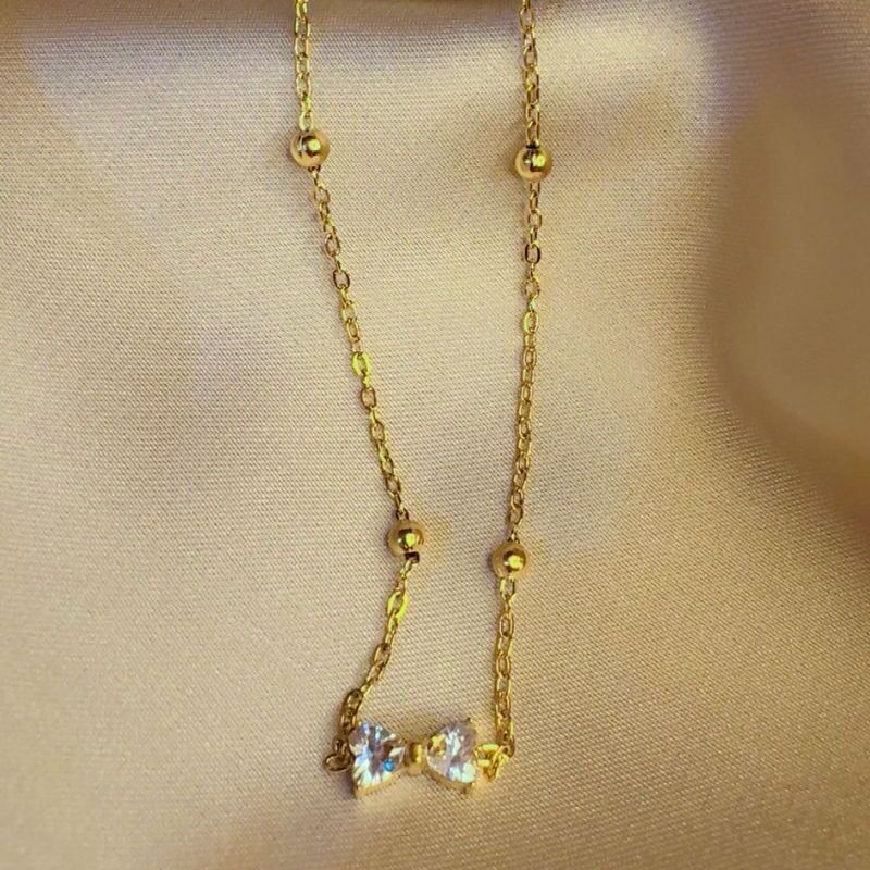 Bow pendent