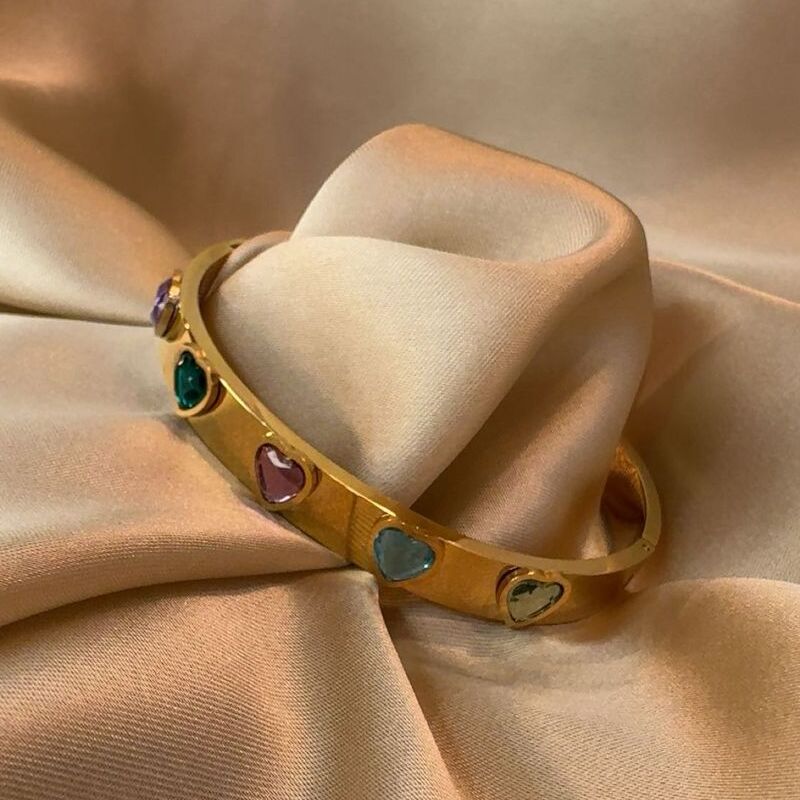 Heart cuff