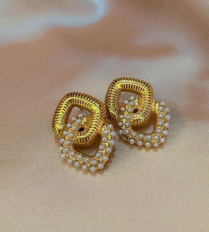 Square hoops