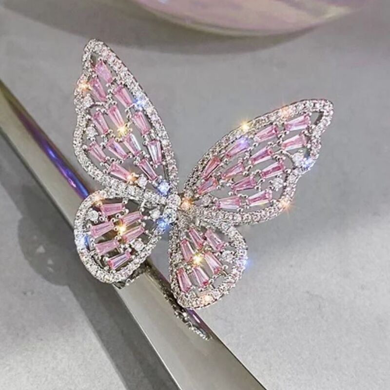 Butterfly ring