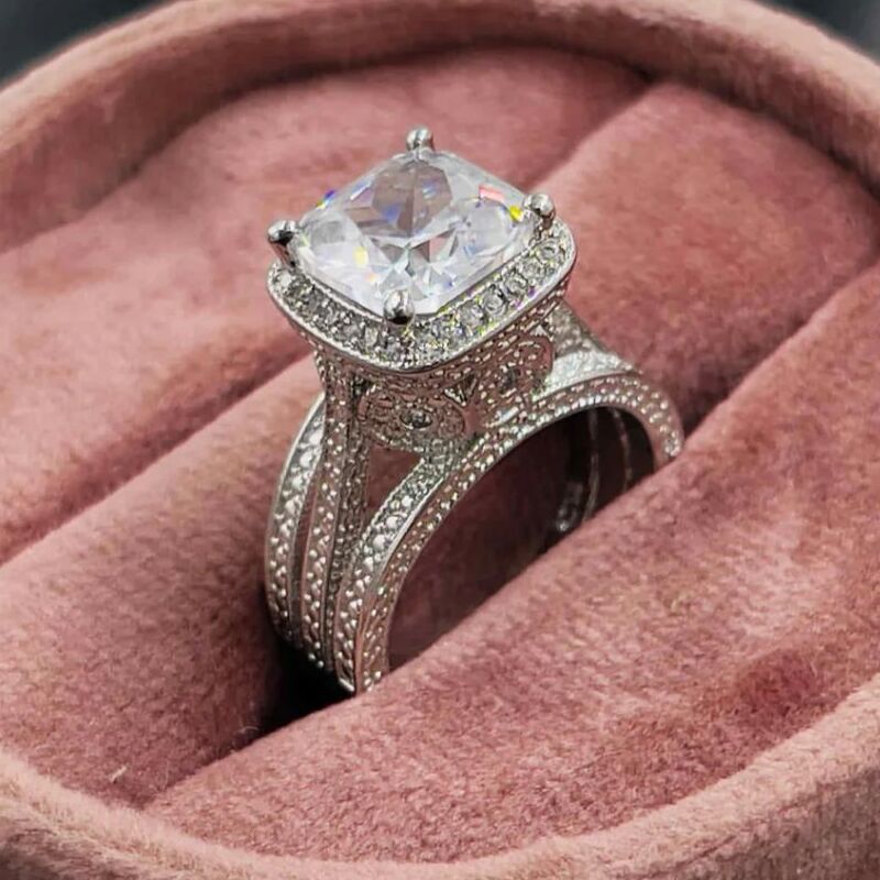 Square zircon ring