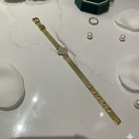 Sparkling Clover Mesh Bracelet