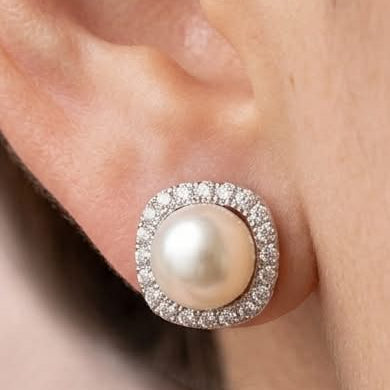Eternal Radiance Pearl Halo Studs