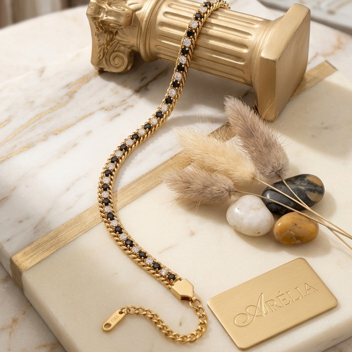 The Arélia Midnight Roman Bracelet