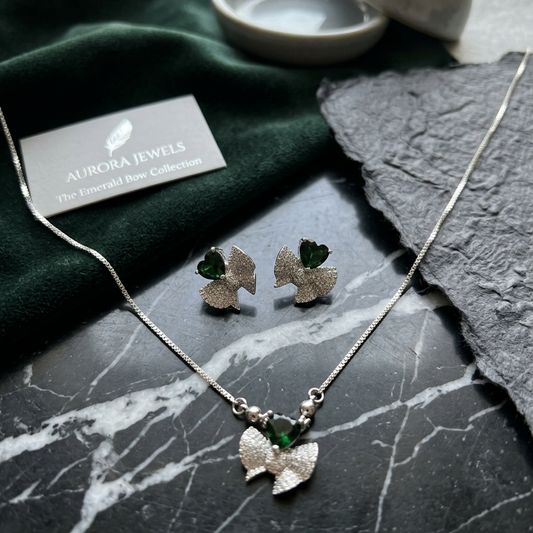 Emerald Heart Bow Jewelry Set