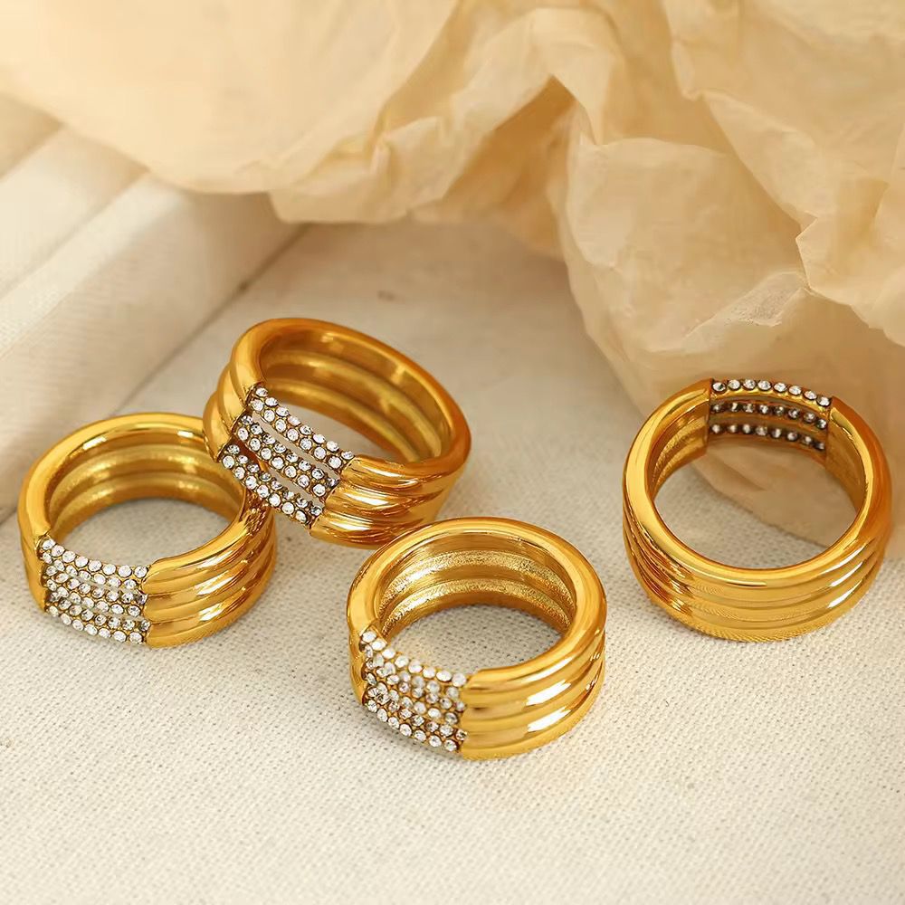 Rhinestone ring
