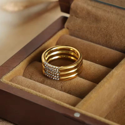 Rhinestone ring