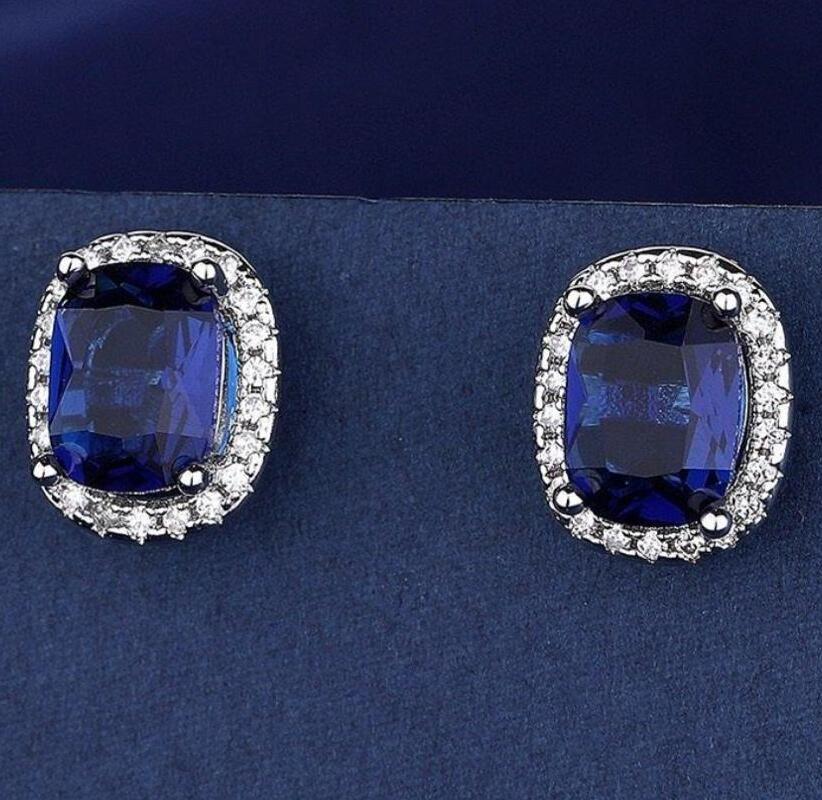Blue zircon set