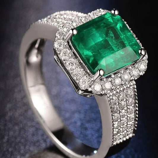 Silver zircon ring