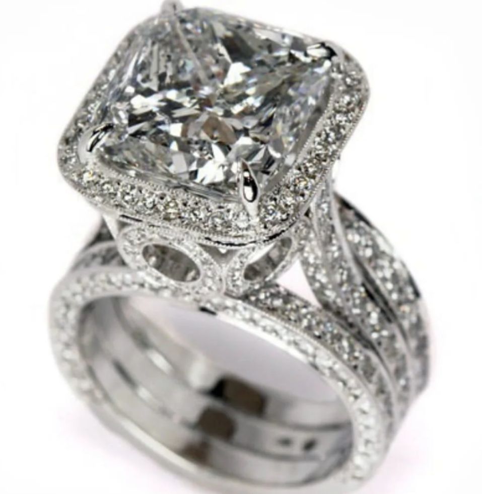 Square  zircon ring