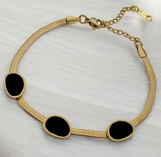 Classical black bracelet
