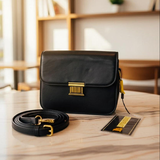 The Metro Crossbody