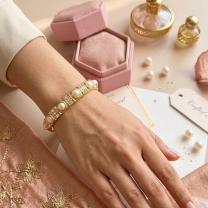 Vintage Pearl Gold Bangle