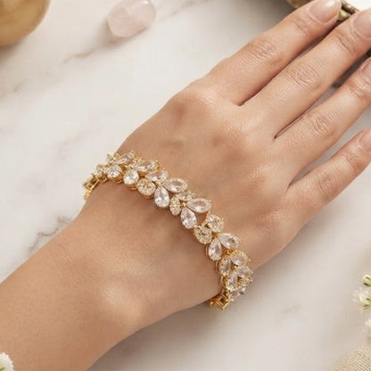 Gold Pear-Cut Zircon Leaf Bracelet
